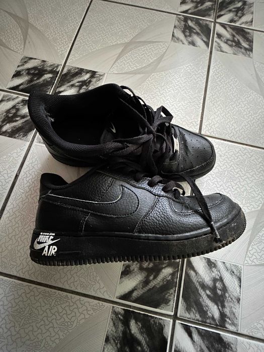 Nike Air Force 1 Negri , Marimea 40