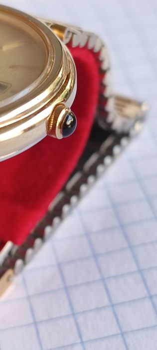 Часы кварцевые юбилейные от фирмы SAMSUNG