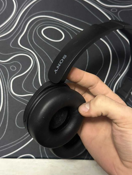 Casti Sony WH-CH520 Special Edition Iveco x Petronas