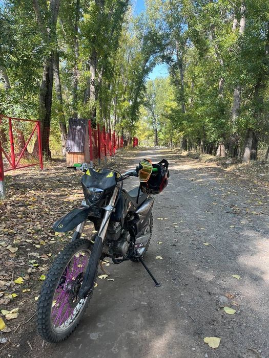 Продам эндуро 06 в идеальном состоянии