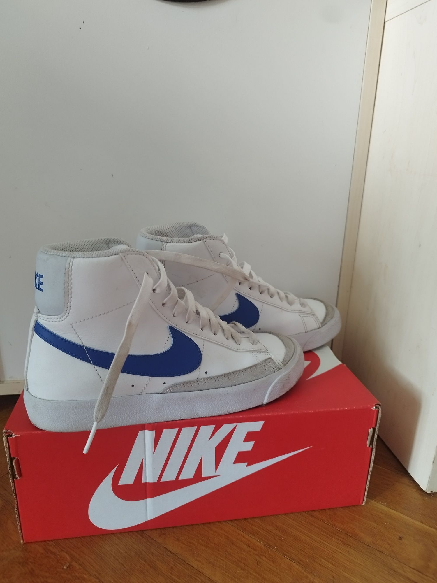 Nike Blazer Mid 35.5