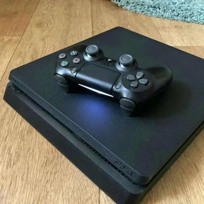 Продам PS4 SLIM 1 TB