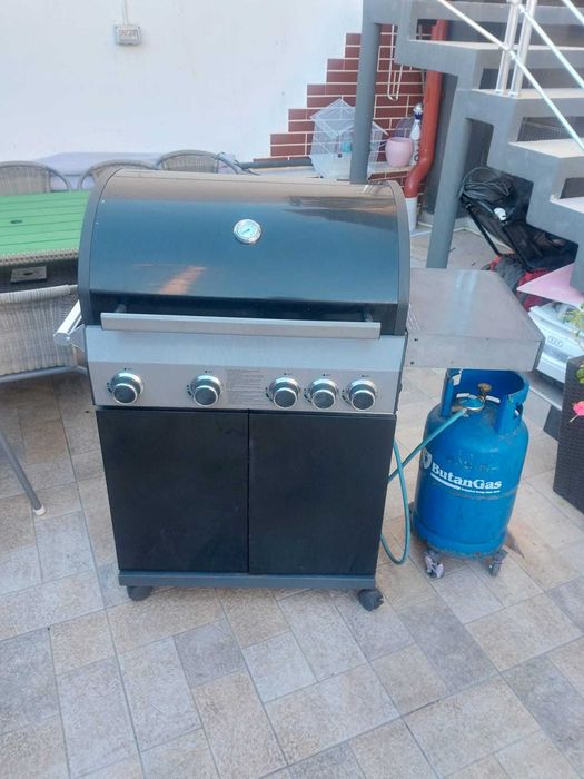 Gratar pe gaz(butelie) de curte