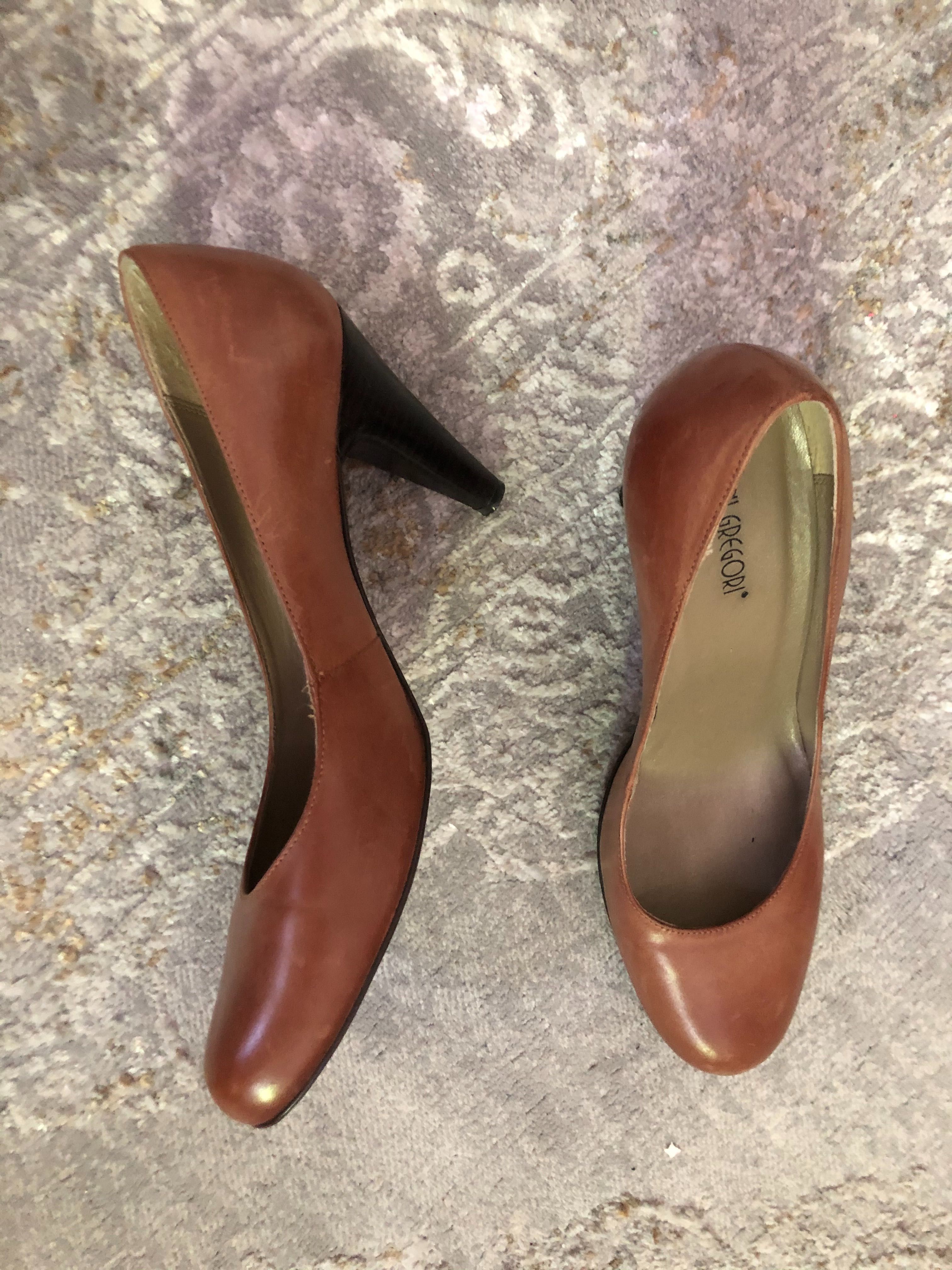 Pantofi din piele cu toc