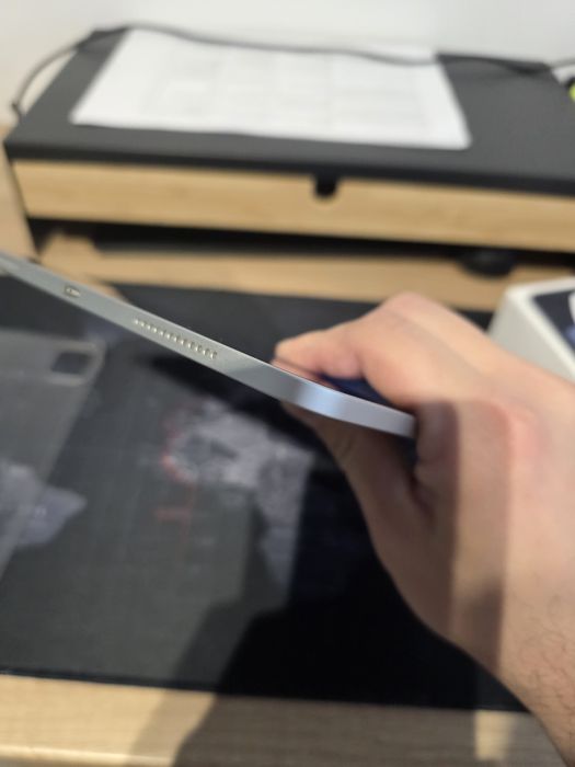 Vând Ipad air 4 10.9 inch 64 Gb