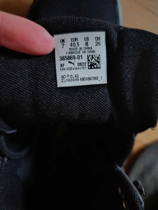 Sneakers Puma 40,5 negru, merge pentru 39-39,5