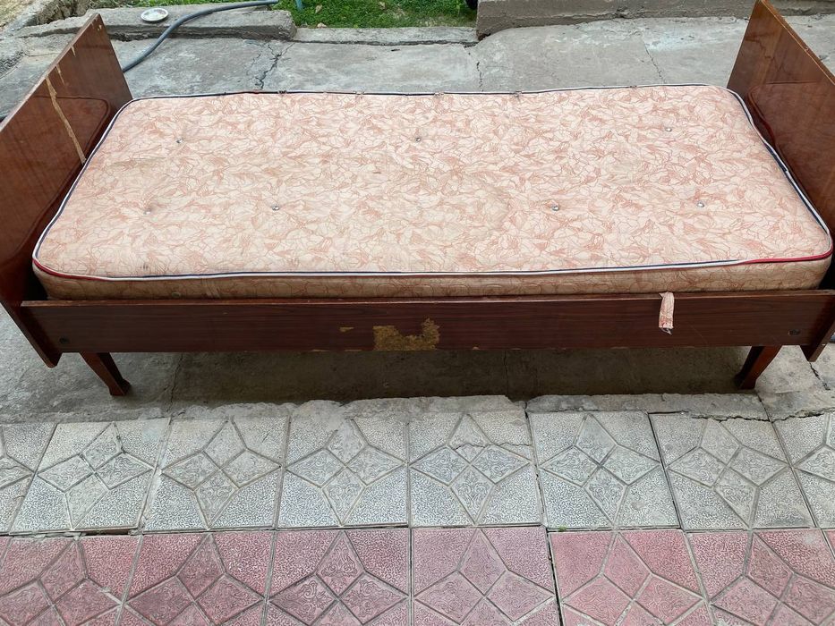 1 kishilik krovat