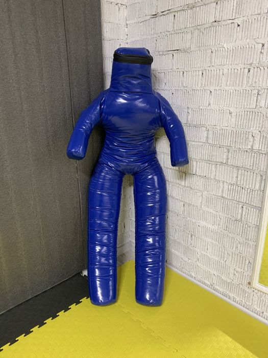 Манекен для борбы