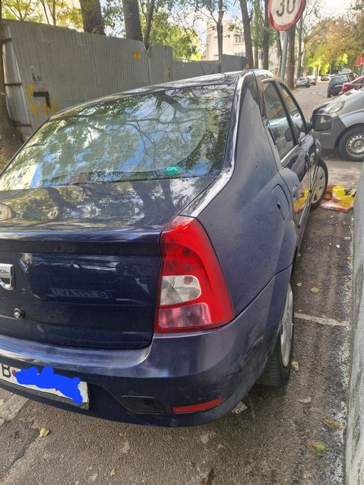 Vând Logan 1.6 GPL și AC primul proprietar