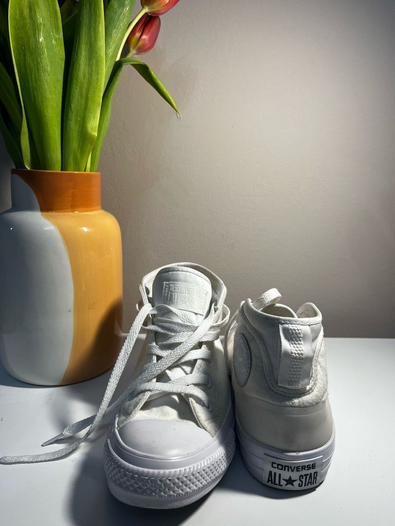 Converse Chuck Taylor 159547C Side Street Mid New 36 Rare White