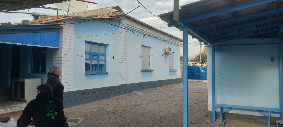 Продаётся  в Борданкуле участок 14 соток с домом,недалеко от школы.