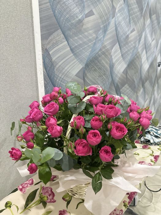 букет кустовых роз