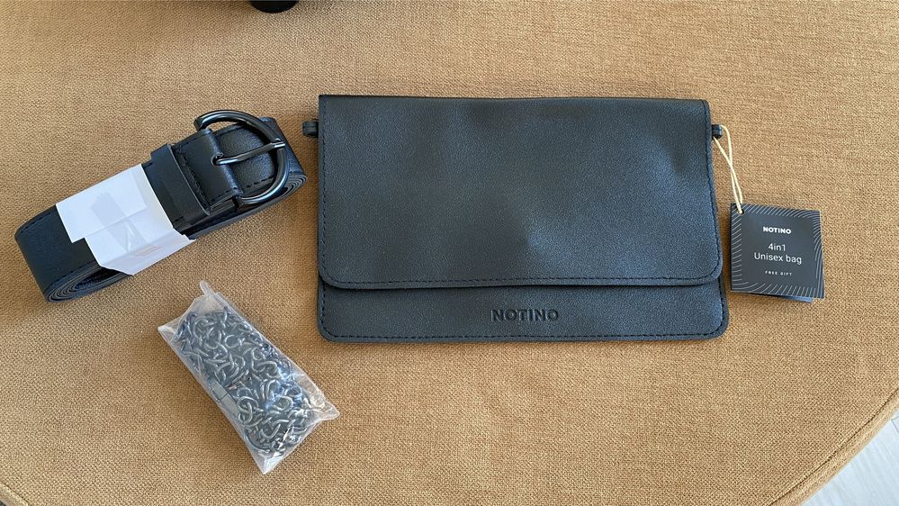 Нова! Чантичка за кръст Notino