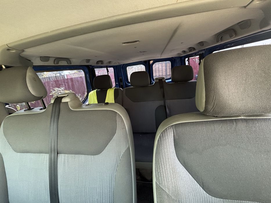 Opel Vivaro 8+1 locuri | 2007 | 236782 km | Stare excelentă