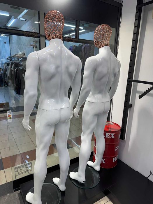 Оборудване за магазин за дрехи – много запазено!