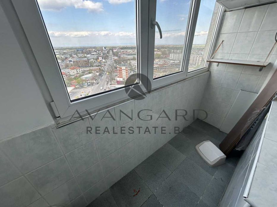 Продава се Тристаен апартамент в Пловдив, Кършияка - 85 кв.м за 1320 €/кв.м - Снимка #11