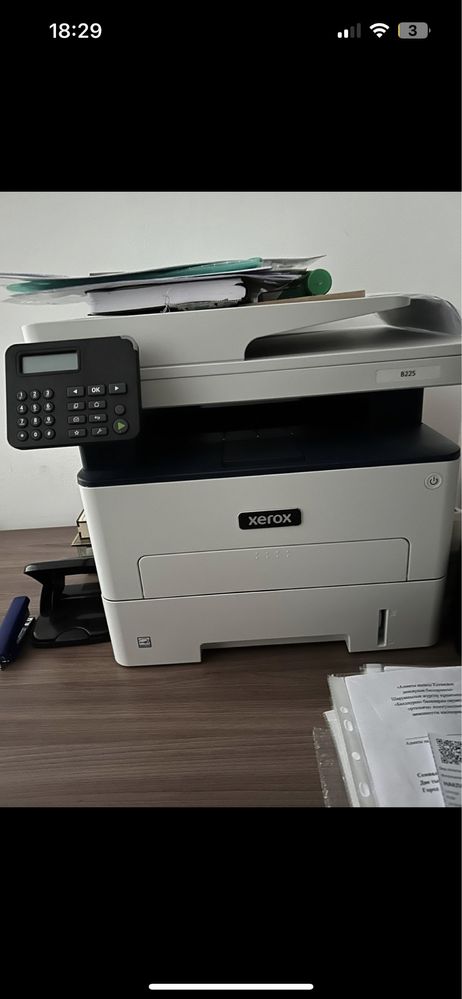 Продам принтер Xerox B225