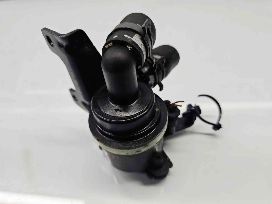 Pompa recirculare apa  Volkswagen Passat CC (357) [Fabr 2008-2012] 5N0