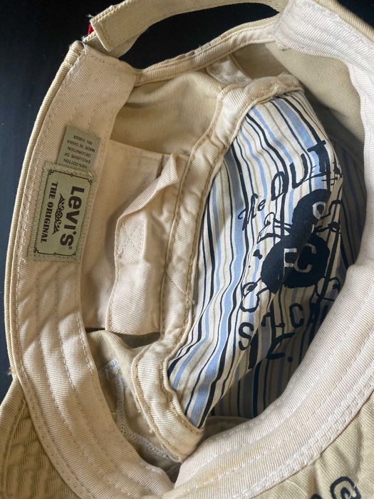 Шапка Levis Hat Cap Adjustable Beige