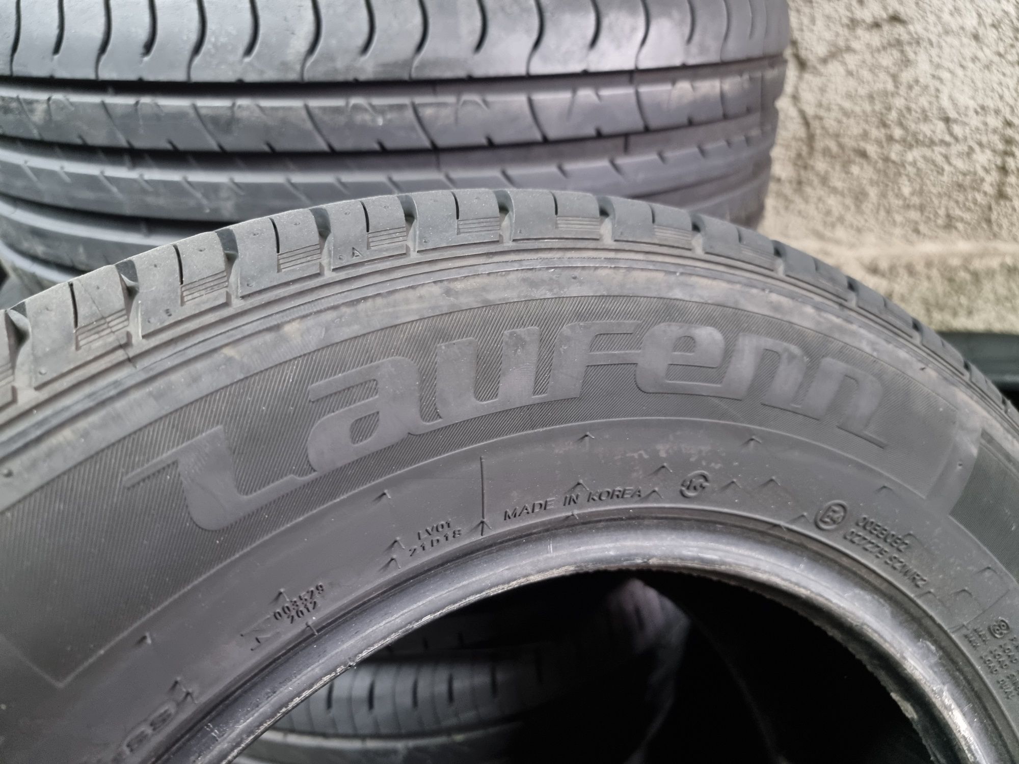 "Dot 23-24" 215/65/16 C Laufenn 4Броя: 420лв 9мм Като Нови