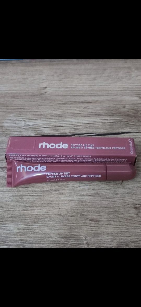 Rhode lip tint buze