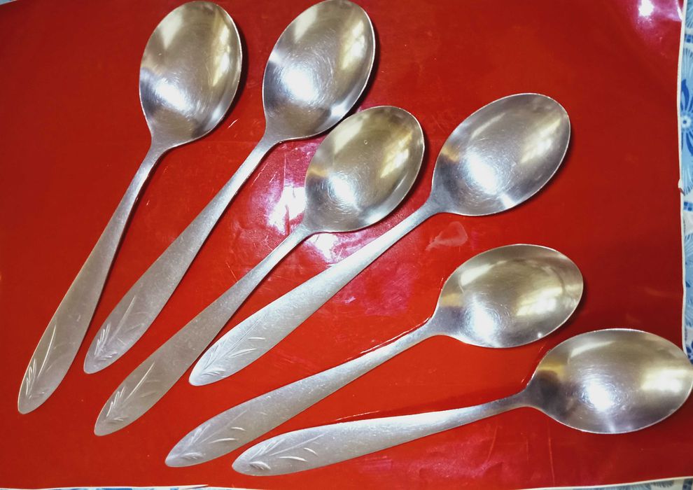 Продам.  Набор советских ложек  из нержавеющей стали .