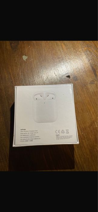 Apple AirPods Gen 2