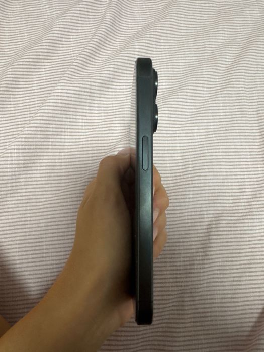 iPhone 15 Pro negru capacitate 128