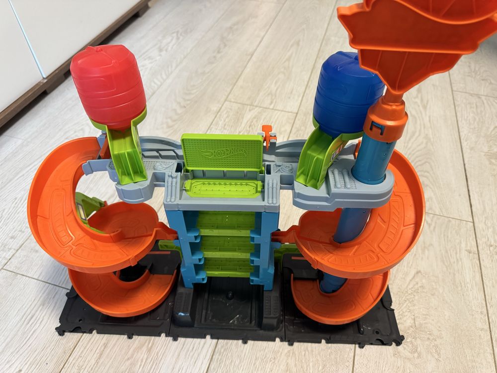 автомивка Hot Wheels