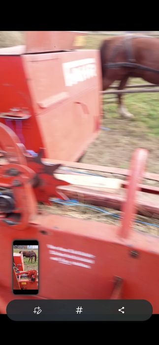 Balotieră dreptuchiularà FAHR HD 20 și rotund Massey Ferguson