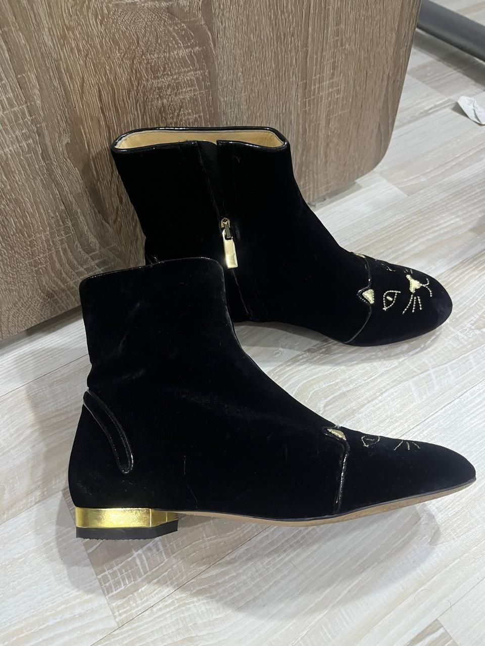 Продам обувь осеннюю