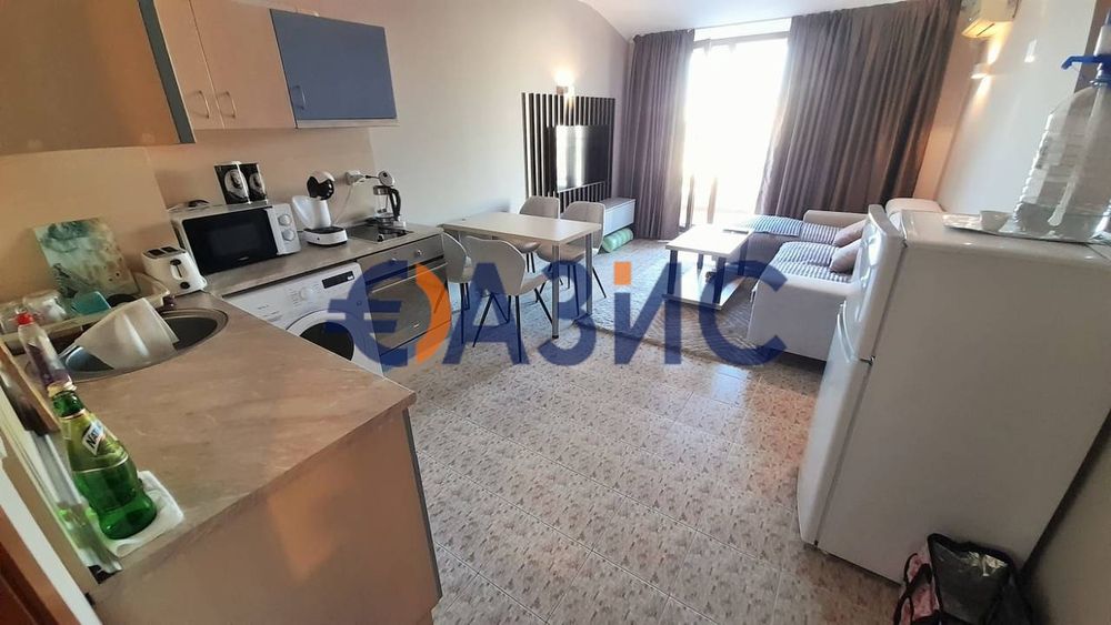 Продава се Тристаен апартамент в к.к. Слънчев бряг - 92 кв.м за 1066 €/кв.м - Снимка #4