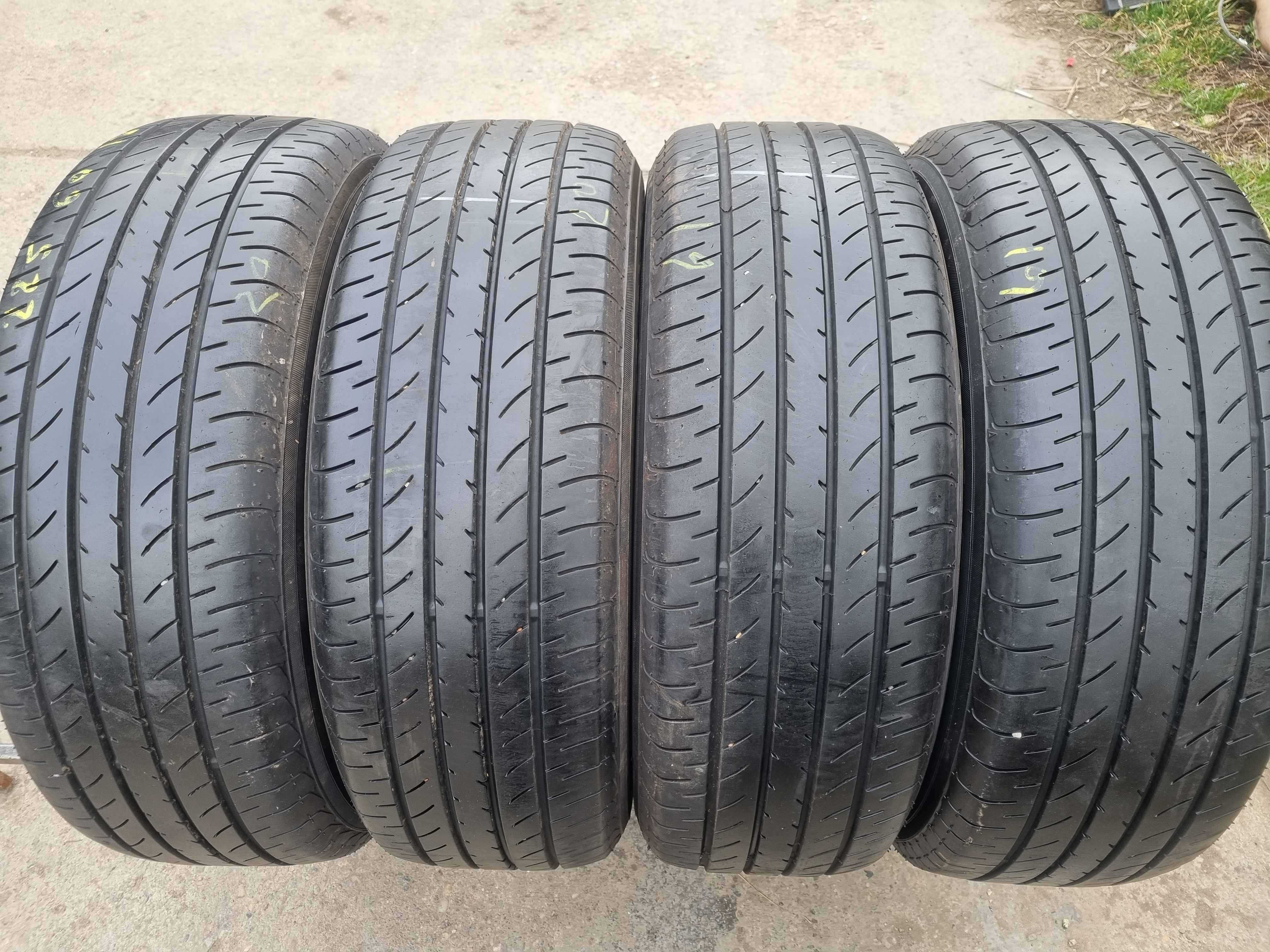 SET 4 Anvelope Vara 225/60 R18 YOKOHAMA BluEarth