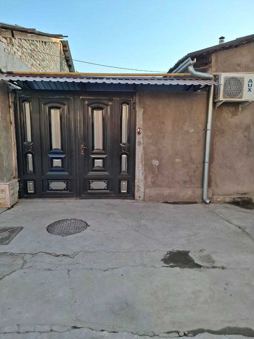 Продаётся небольшой домик, 175 школа.