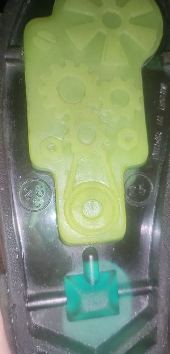 Сандалии-машинки моющиеся нескользящие для дома и пр .25-26р. Испания