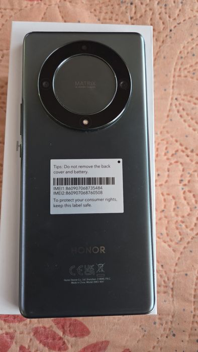 Продавам Honor Magic 5 Lite