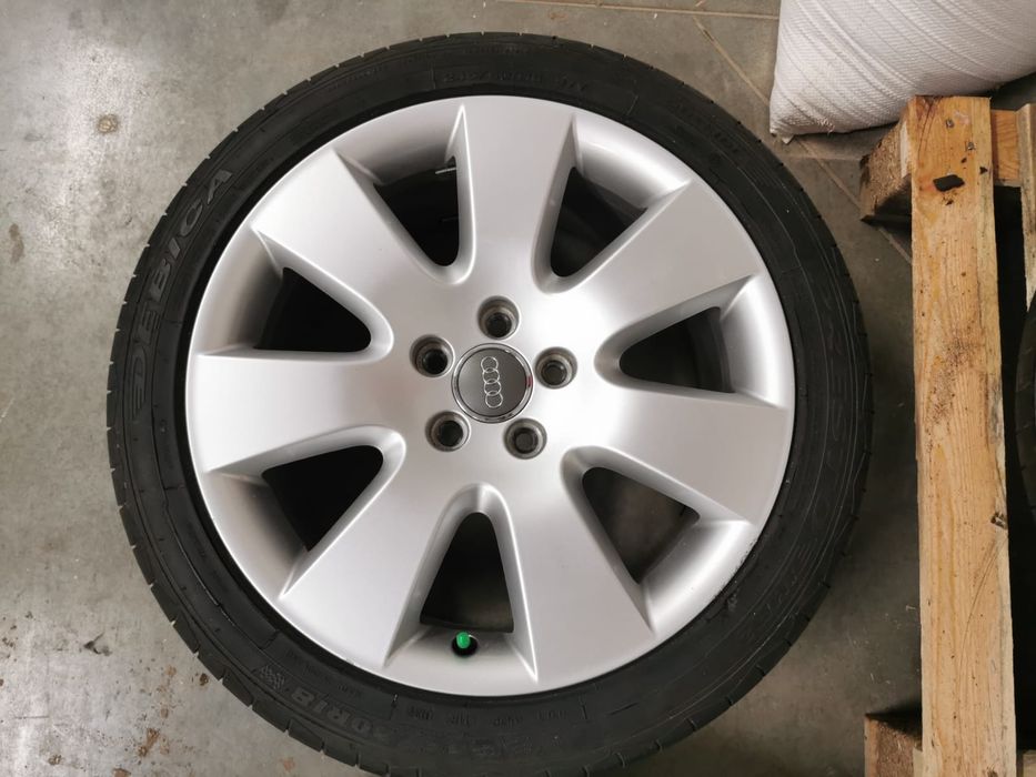 Jante originale Audi r18