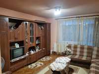 Vând apartament în Ineu 2 camere lângă Primarie