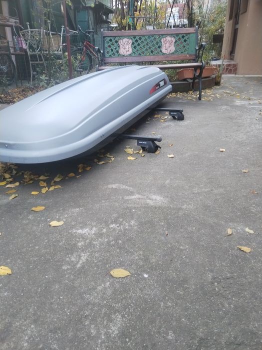 Vând portbagaj thule