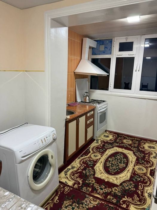 Гулливер томонда жойлашган 3 хонали квартира ижарага берилади