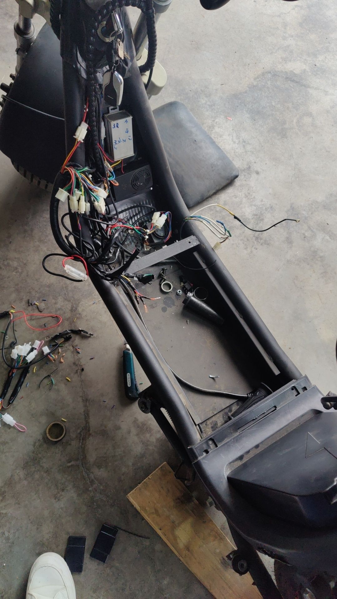Service atv- uri si scutere electrice