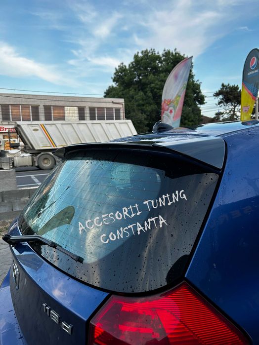 Eleron Haion - BMW Seria 1 E81 E87 Negru Lucios