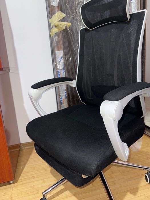 Scaun ergonomic extensibil – aproape nou, preț avantajos!