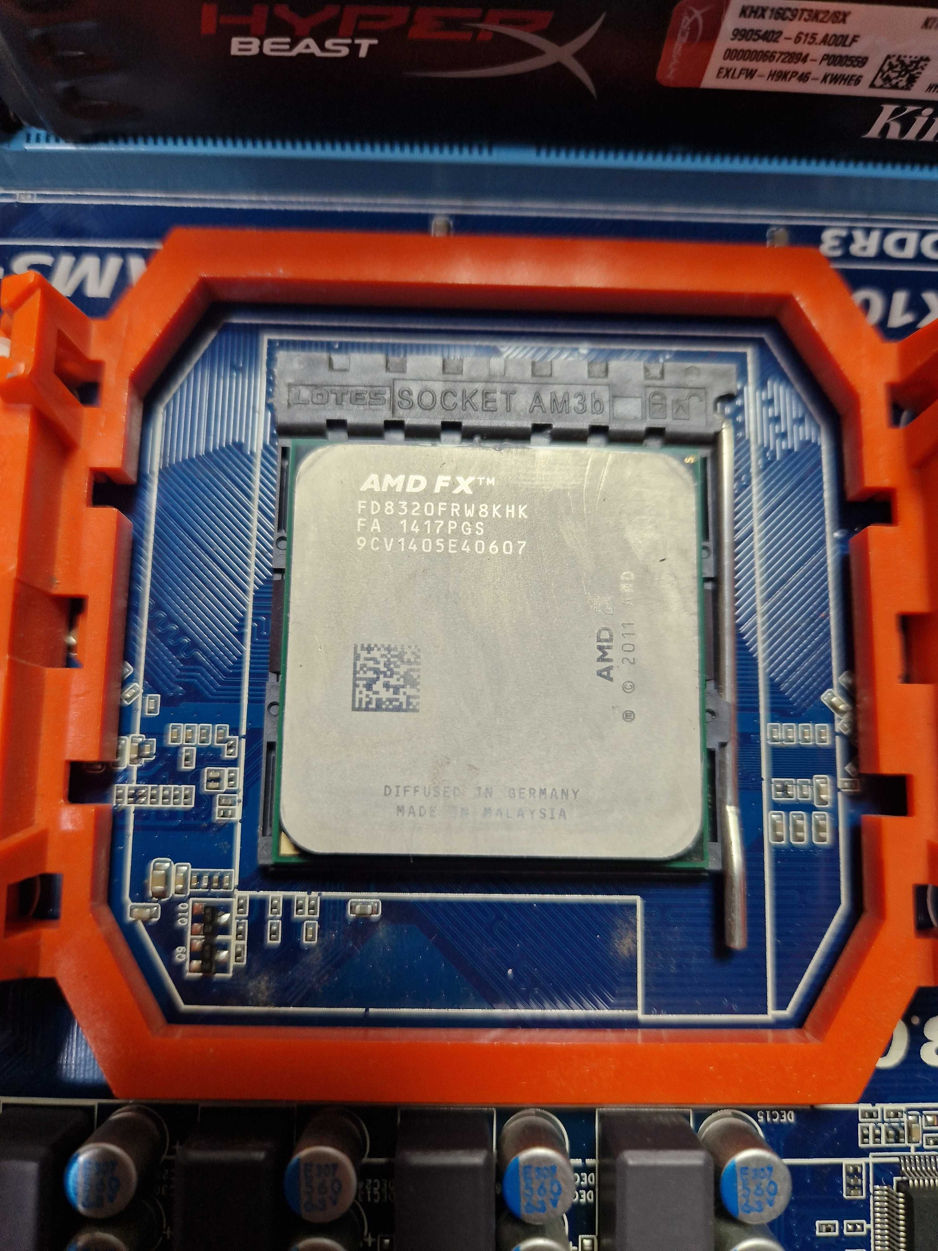 Procesor AMD FX8320 3.5 GHz AM3+ placa gigabyte ga-78lmt-s2pt 8gb ddr3