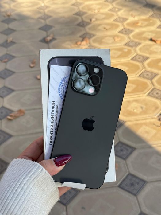 Iphone 16 pro max. Айфон.  Телефоны