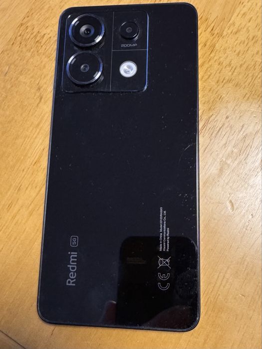 Продавам Redmi note 13 pro