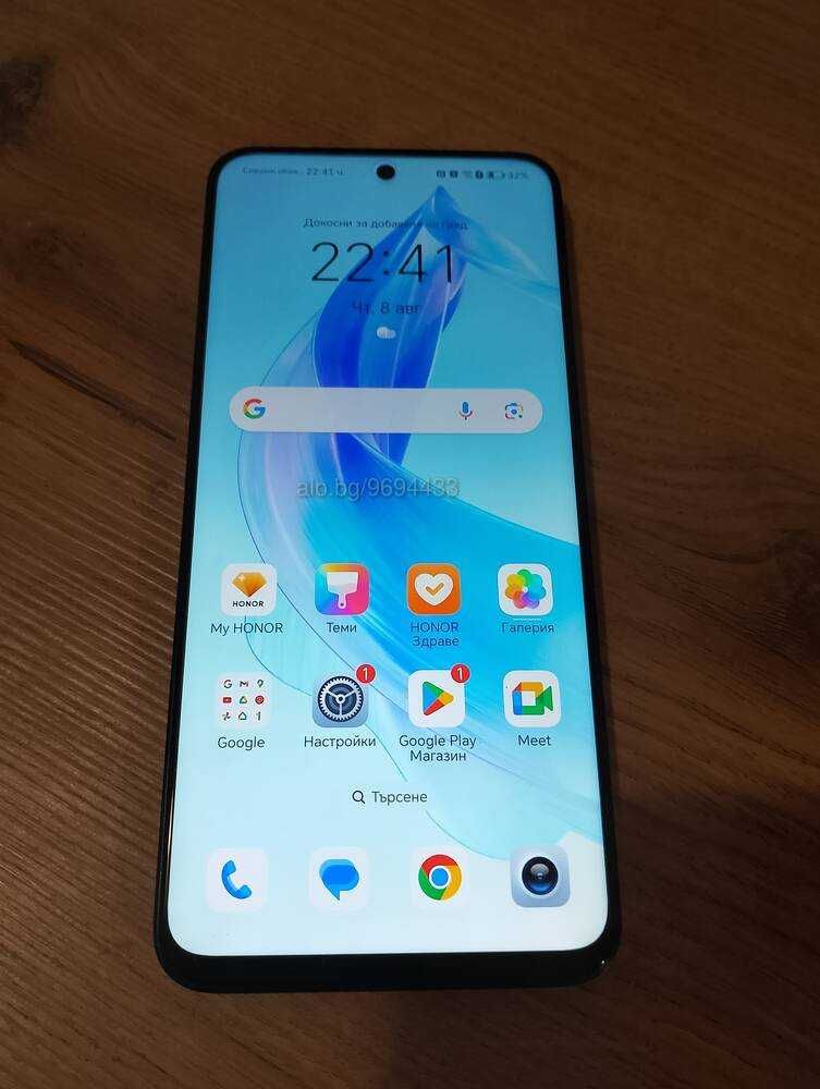 Продавам телефон HONOR 90 lite