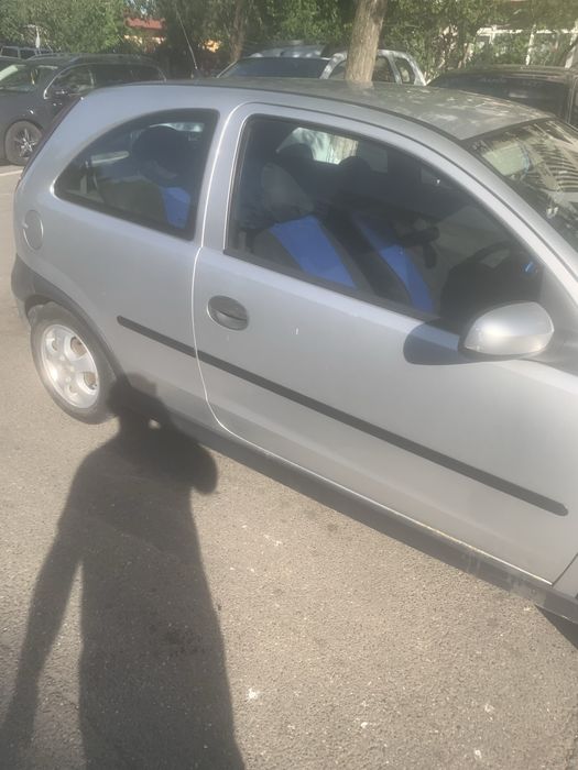 Opel corsa 1,2 benzina manual