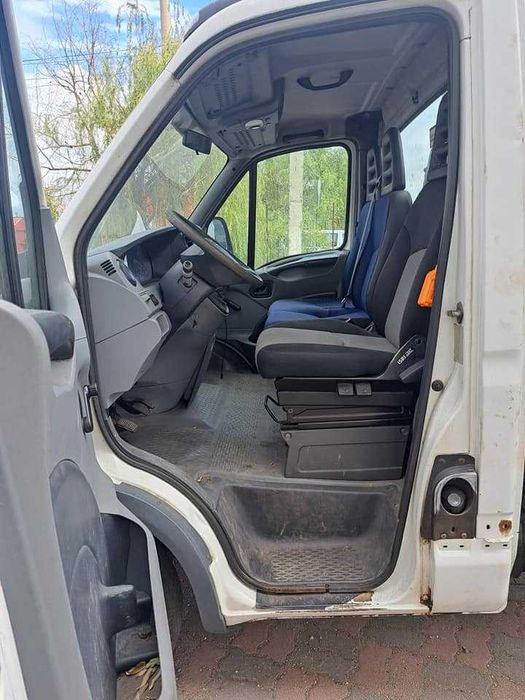 Iveco Daily 35C12 basculabil pe 3 parti