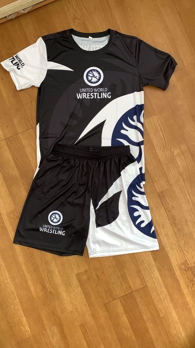 Спортни екипи за борба UWW